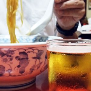 たまプラーザ「おぐ羅」天ぷらをつまみに昼から1杯飲むのが大人の休日なのだ