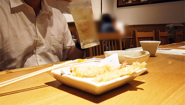 天ぷらをアテに飲る優雅な休日
