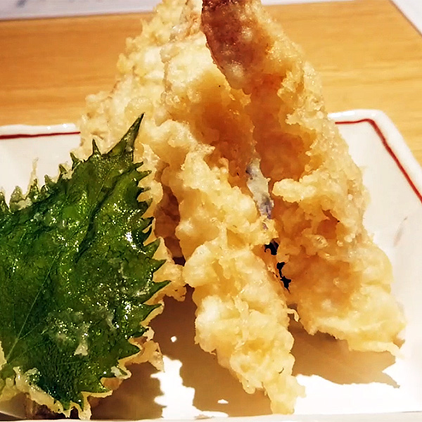 たまプラーザ「おぐ羅」天ぷらをつまみに昼から1杯飲むのが大人の休日なのだ