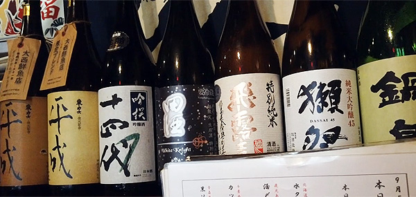 日本酒も好みな銘柄が並んでいる